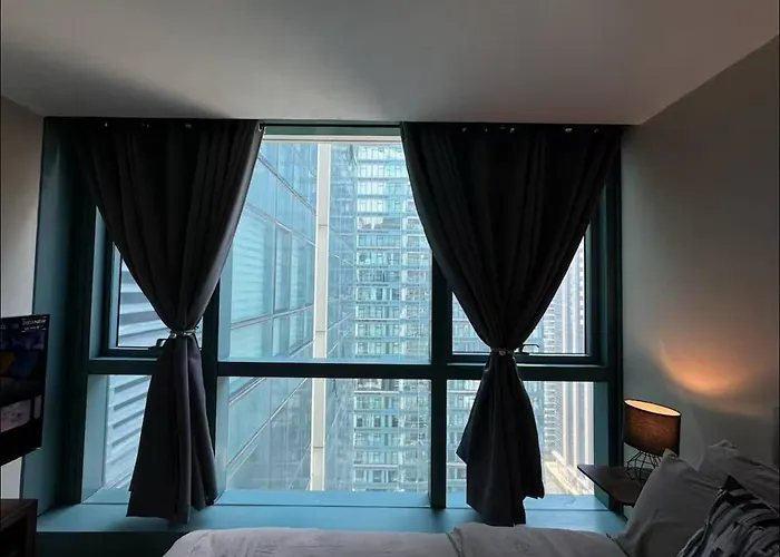 Modish 1br One Uptown Bgc Direct To Uptown Mall Apartment