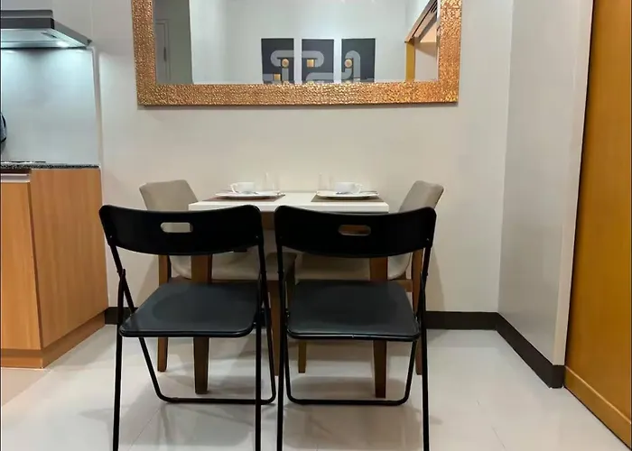 Modish 1br One Uptown Bgc Direct To Uptown Mall Apartment *