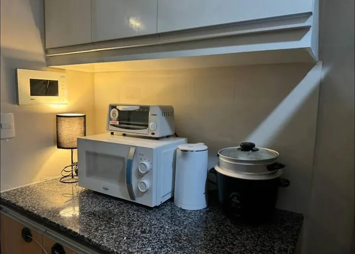 Modish 1br One Uptown Bgc Direct To Uptown Mall Apartment Manila